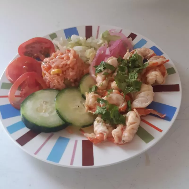 Camarones al mojo de ajo