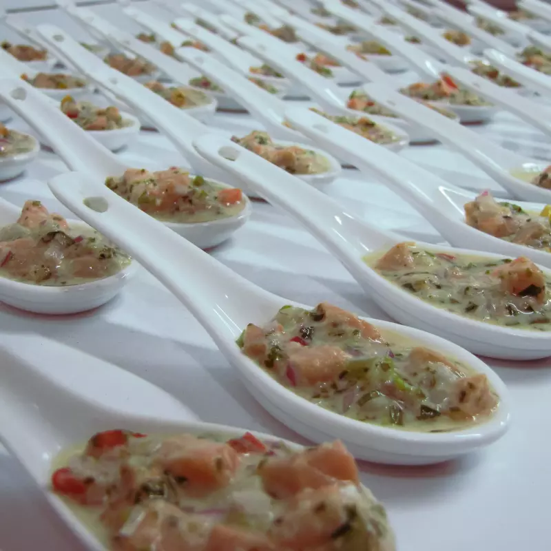 CEVICHE EN CUCHARA CHINA