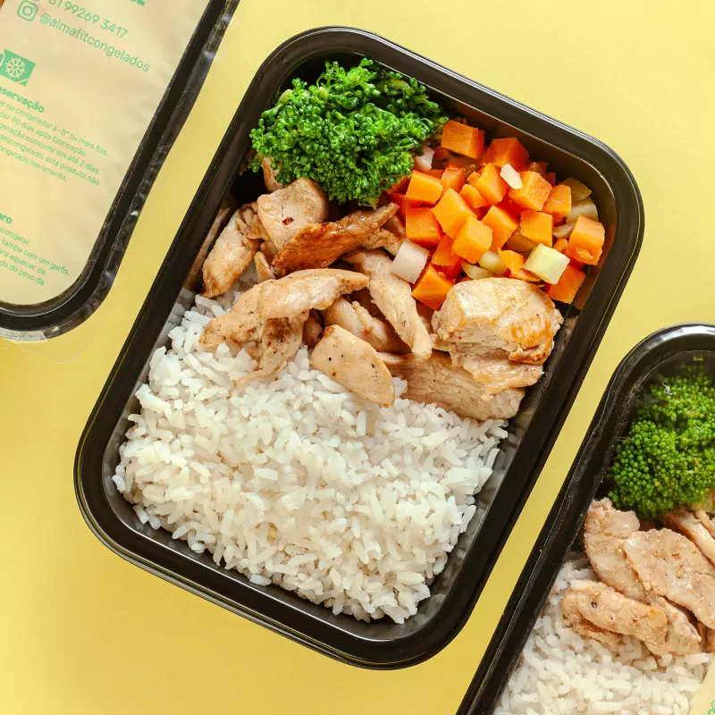 (G) Frango com Arroz e Legumes