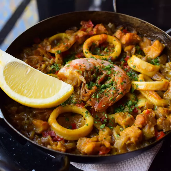 PAELLA DE MAR
