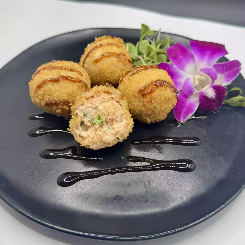 Bolinho de Salmon (4 un)