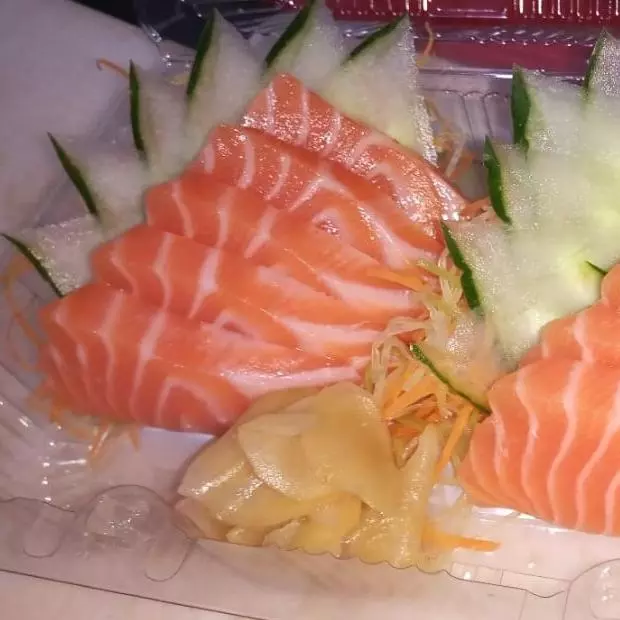 Sashimi de salmão