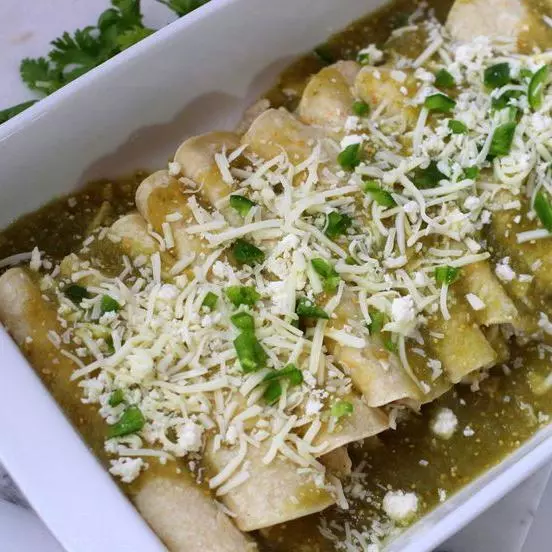 ENCHILADAS VERDES 6 PZAS.