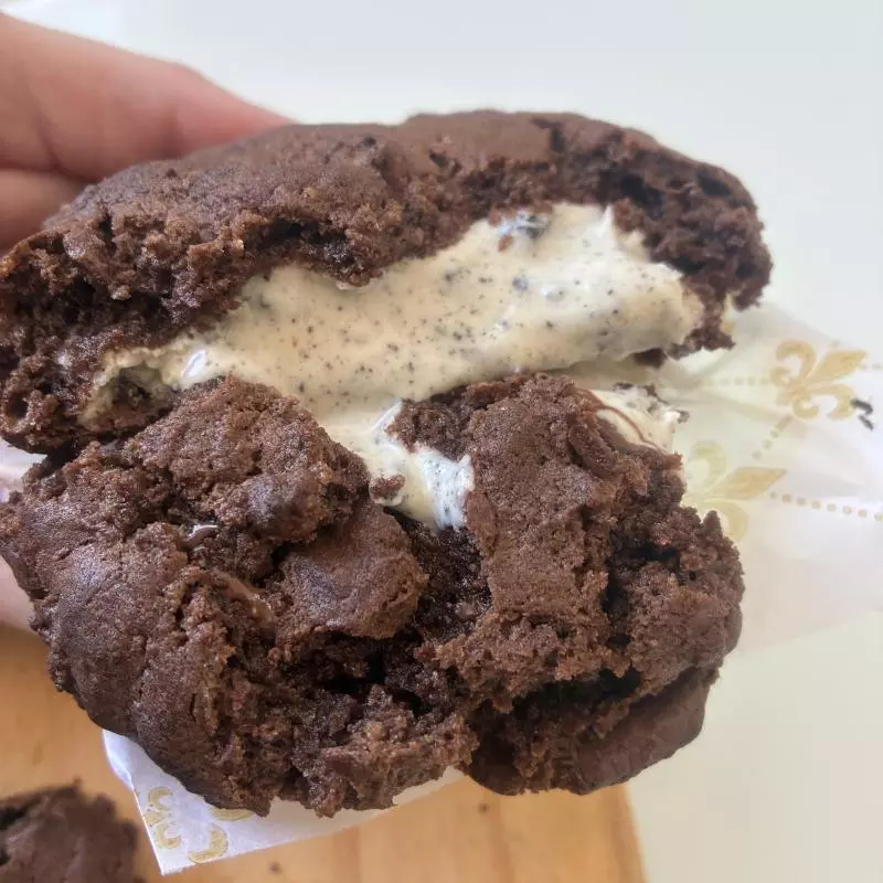 Cookie chocolate com chocolate branc