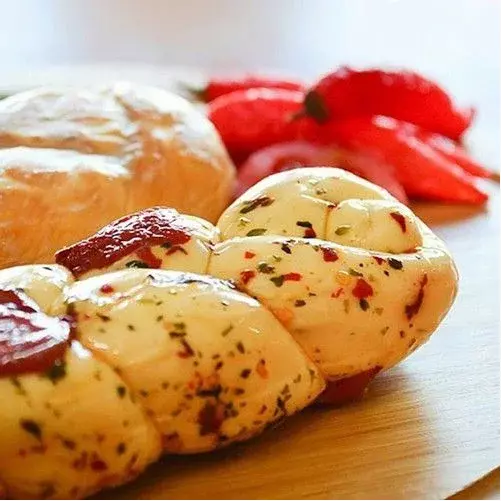 Queijo Trança Temp. Tomate Seco