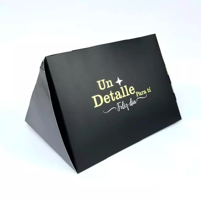 Caja picnic triangular negra