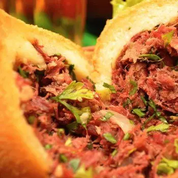 COXINHA DE CARNE DE SOL