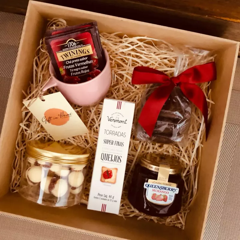 CESTA DE CHÁ REAL BERRY