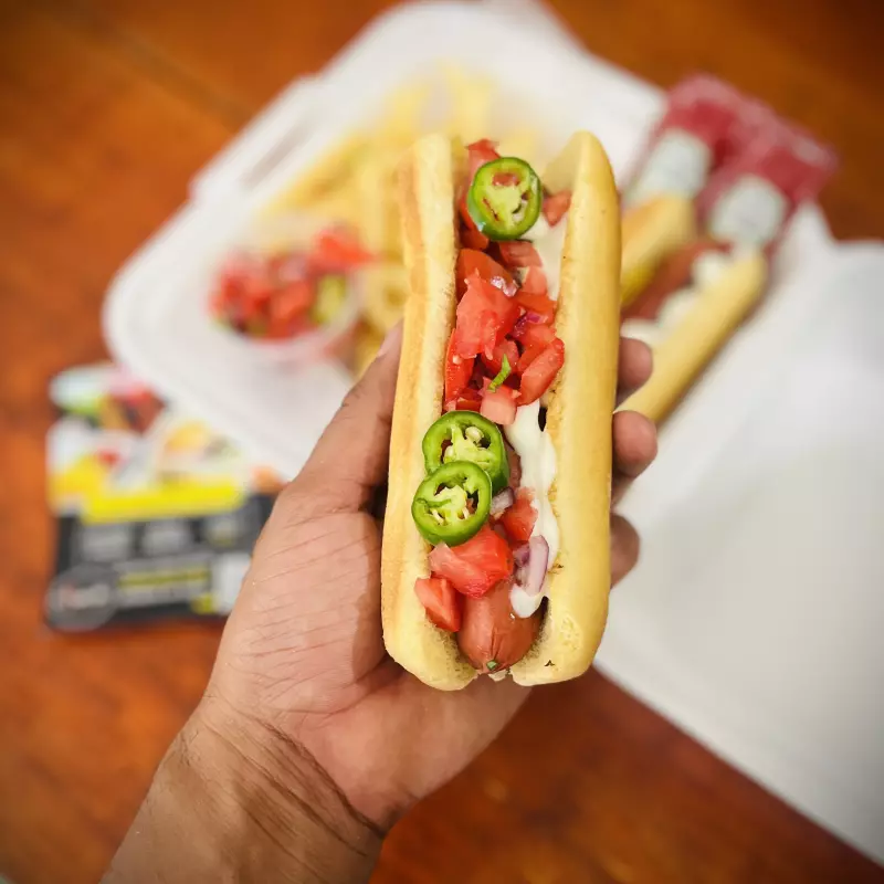 HOT DOGS DE RES (2 pzas)