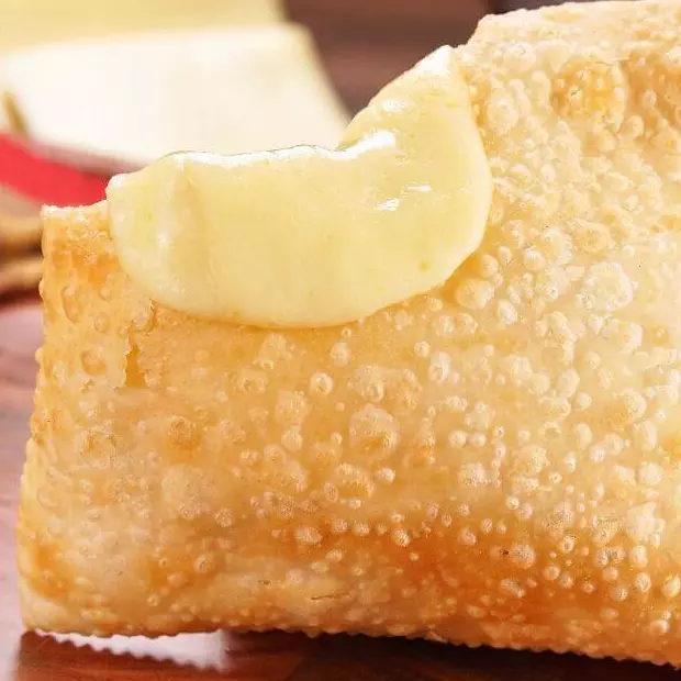 PASTEL DE QUEIJO