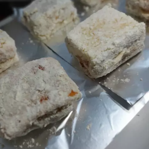 Bolo Gelado de Morango com ninho