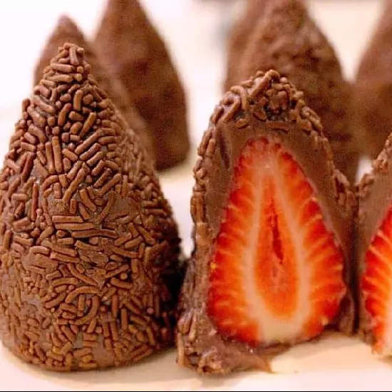 Coxinha de Brigadeiro Preto