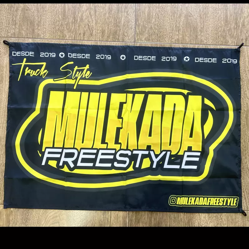 BANDEIRA DE PANO PRETA