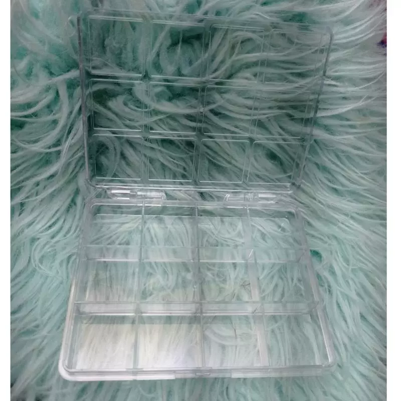 Cajita vacía (12 divisiones)