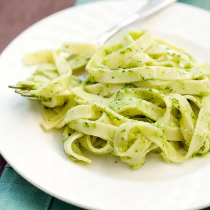 FETTUCCINE AL PESTO
