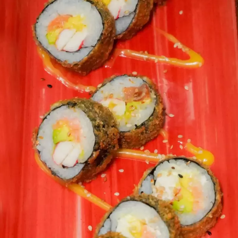 Tiger roll + Tsunami roll