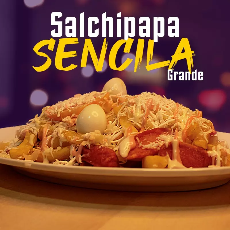 Salchipapa sencilla grande