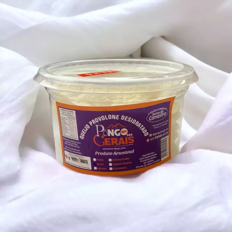 Queijo provolone desidratado ao alho