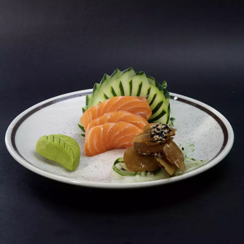Sashimi de salmão(4und)