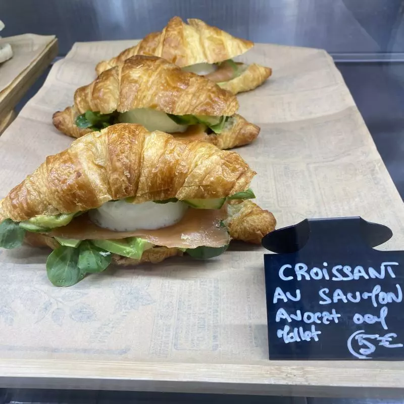 Croissant au saumon