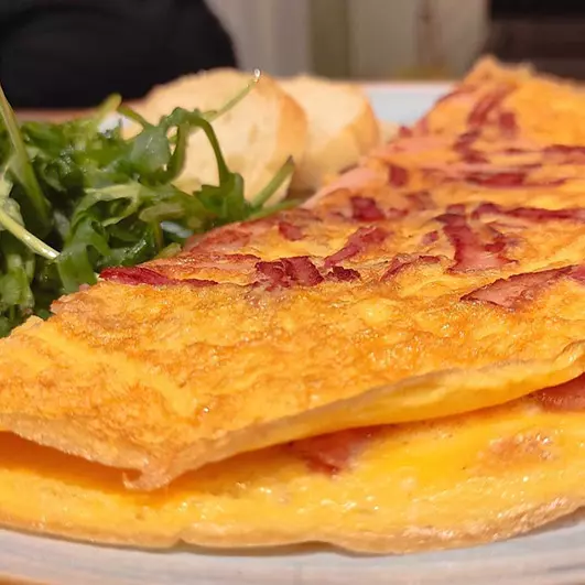 Cold meat omelet