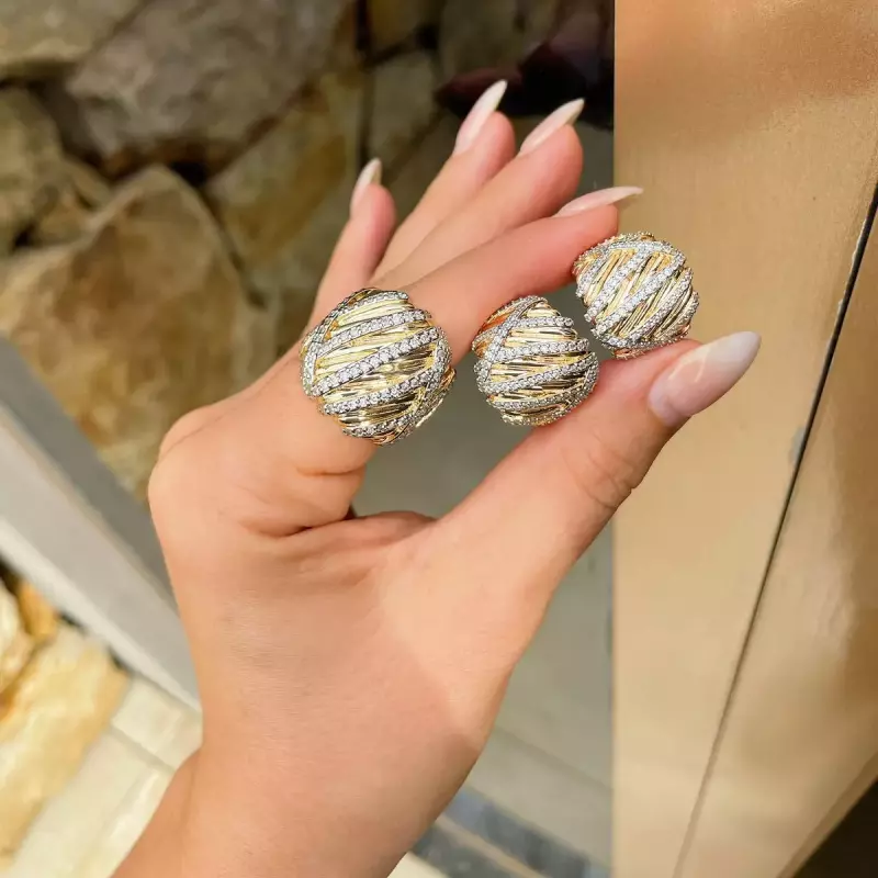 Conjunto dual color cravejado