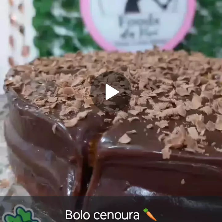 Bolo cenoura com chocolate