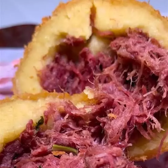 Coxinha de charque com cream