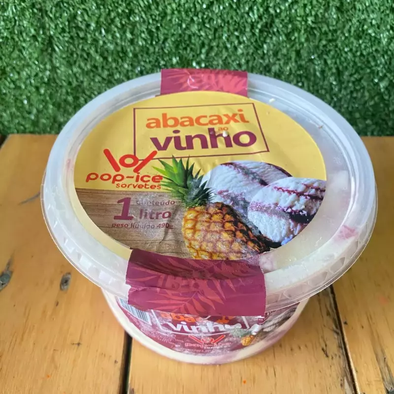 Sorvete Abacaxi ao Vinho