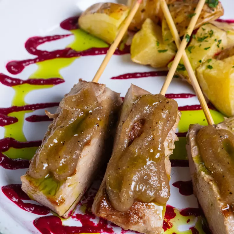 SOLOMILLO C/CHUTNEY DE MANZANA
