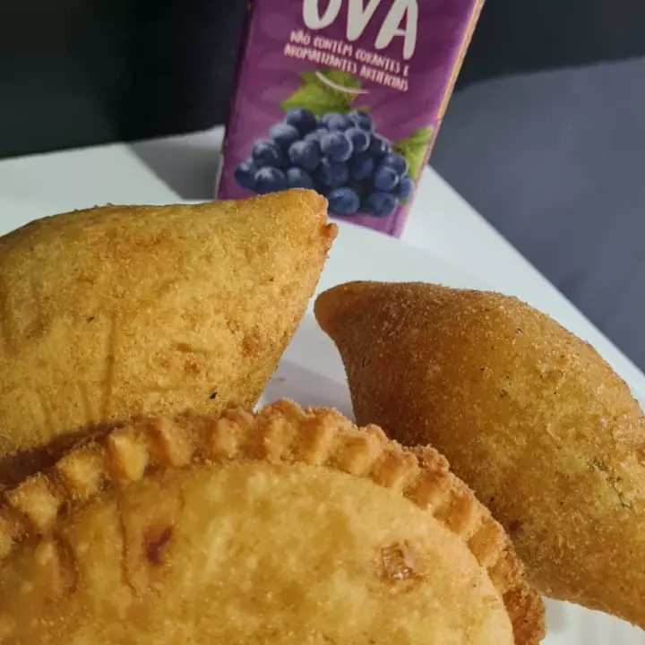 3 salgados fritos + 1 suco marasuco