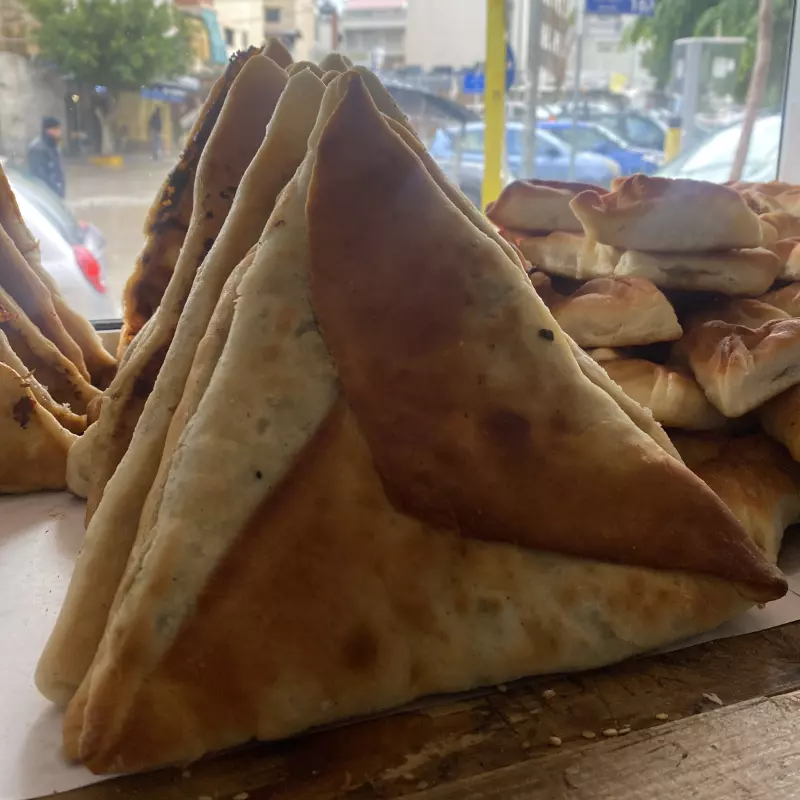 Big Spanish/سبانخ كبيرة