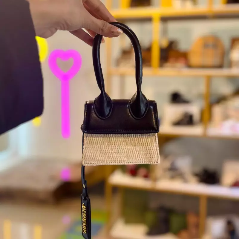 JACQUEMUS BEIGE & BLACK