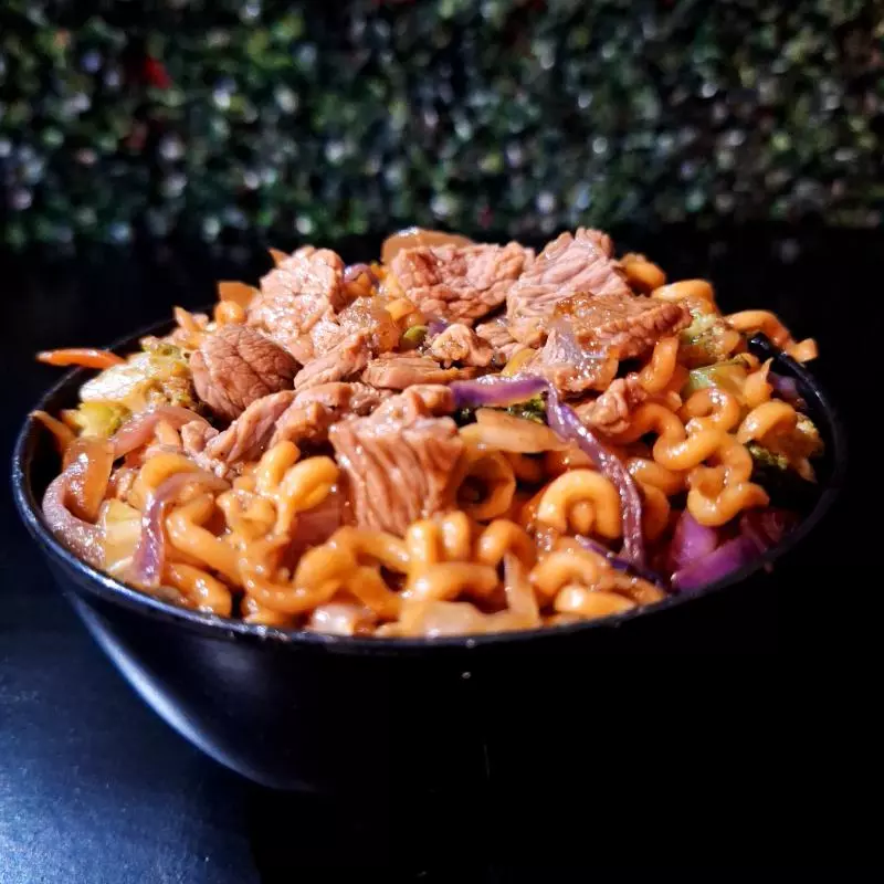 Yakissoba carne