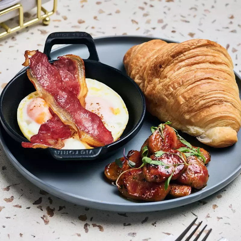 Huevos en Cacerola/Eggs in saucepan