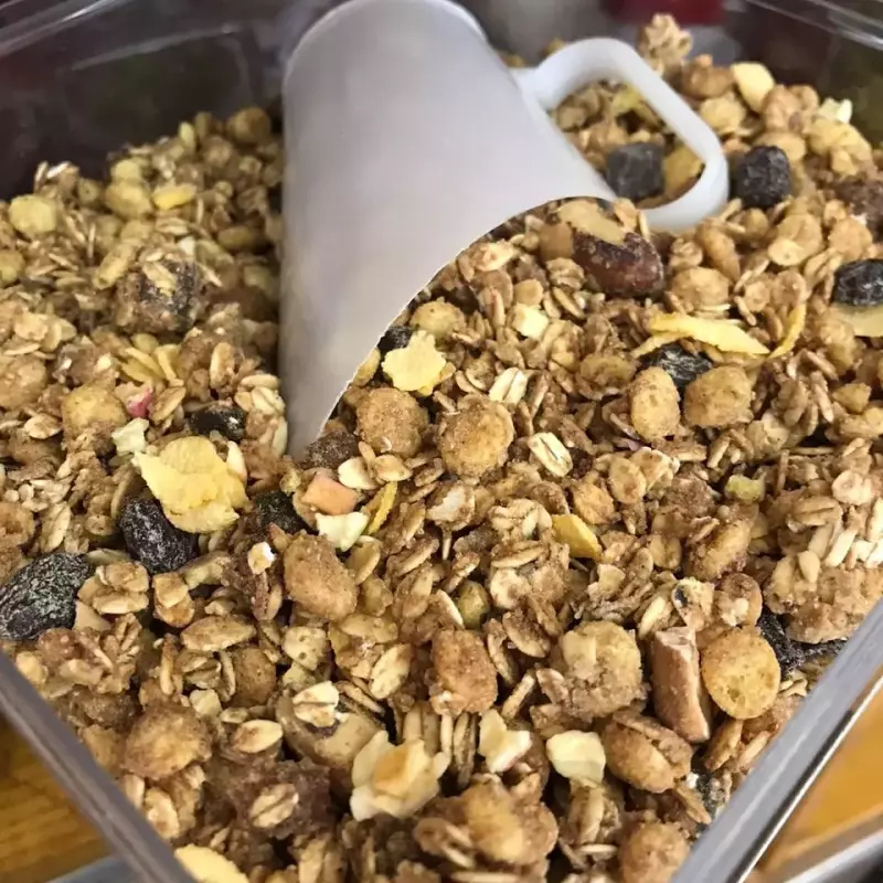 Granola frutas e mel