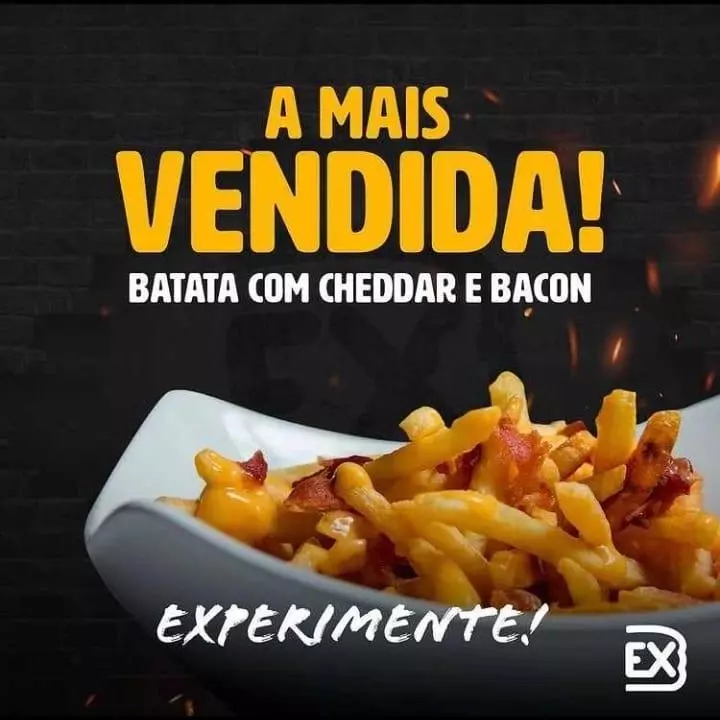 Barca de Batata com Cheddar e Bacon