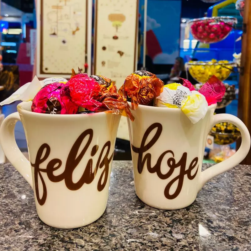 Caneca Tulipa Creme