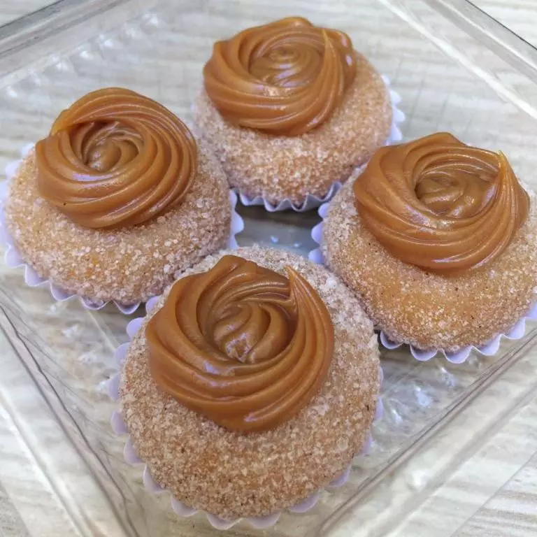 4 BRIGADEIROS DE CHURROS