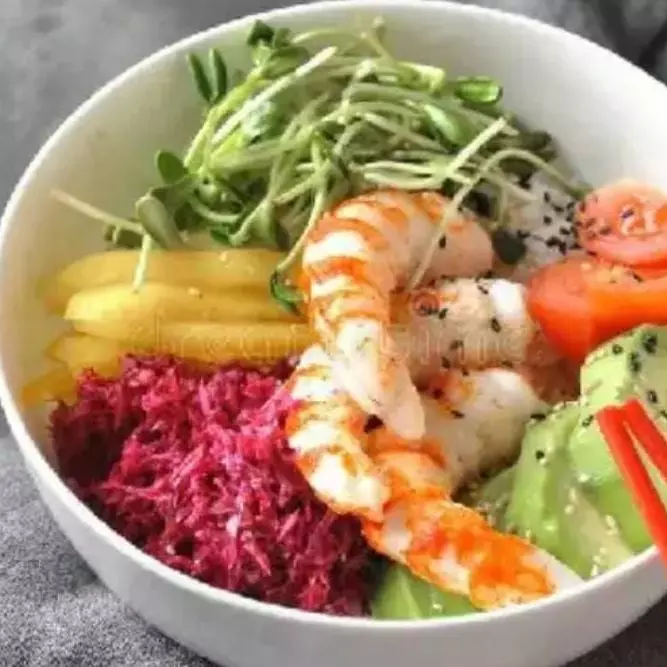 Poke de frutos do mar