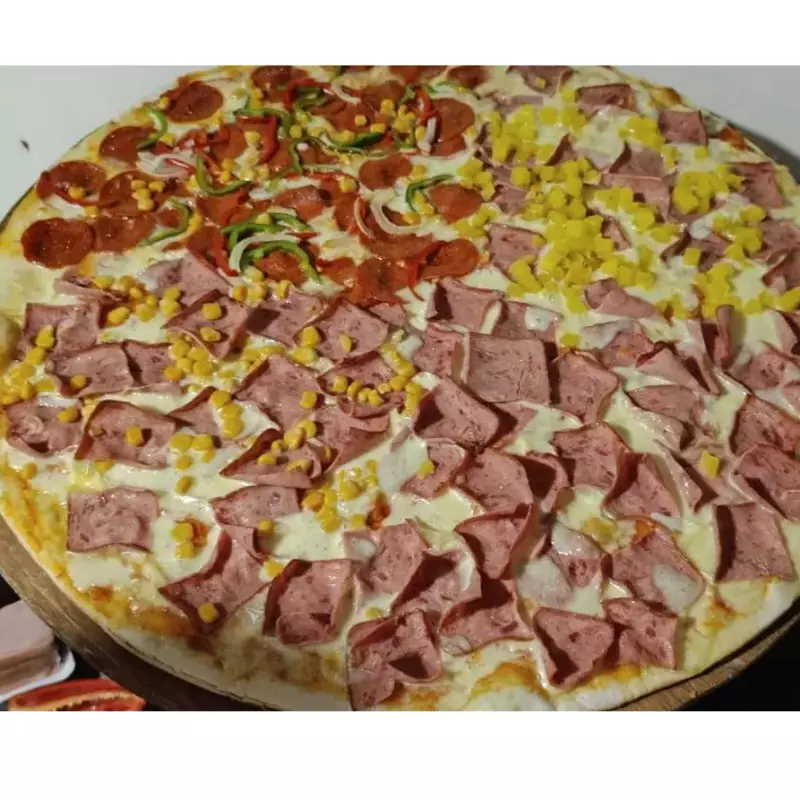 Pizza small 8 porciones combinada