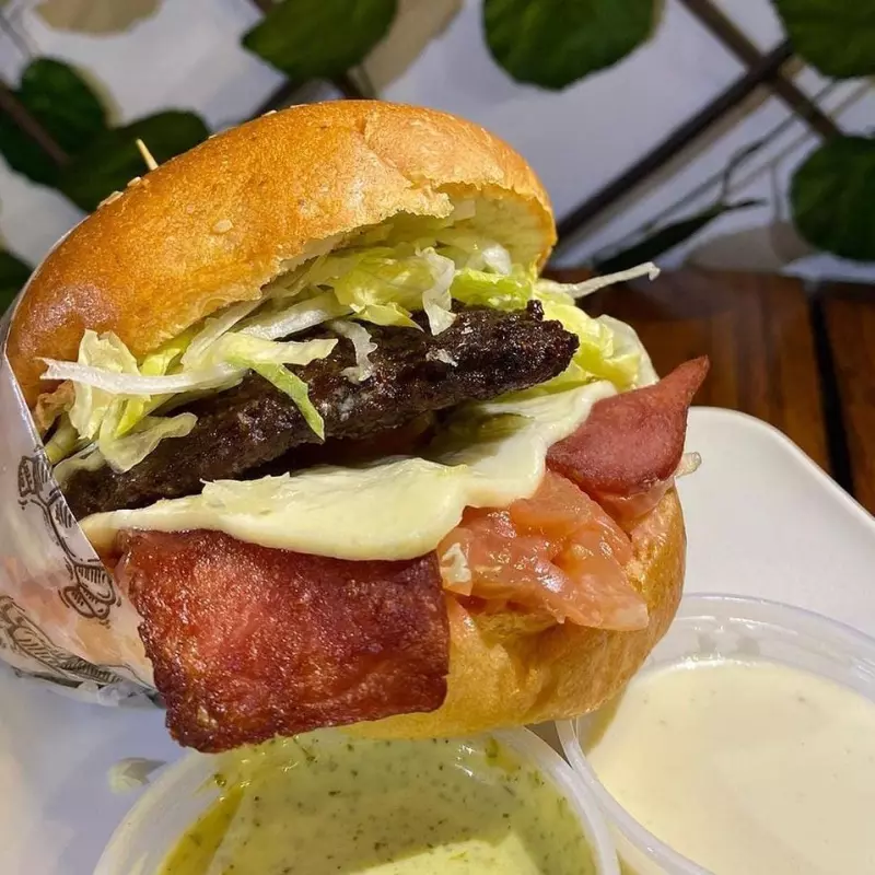 Hamburguesa de Res Especial