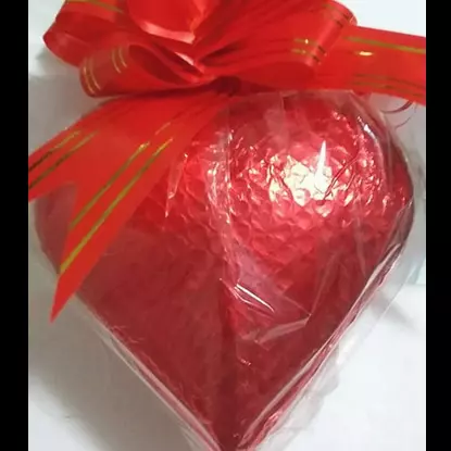 Coração choc. trufado com bombons(copy)