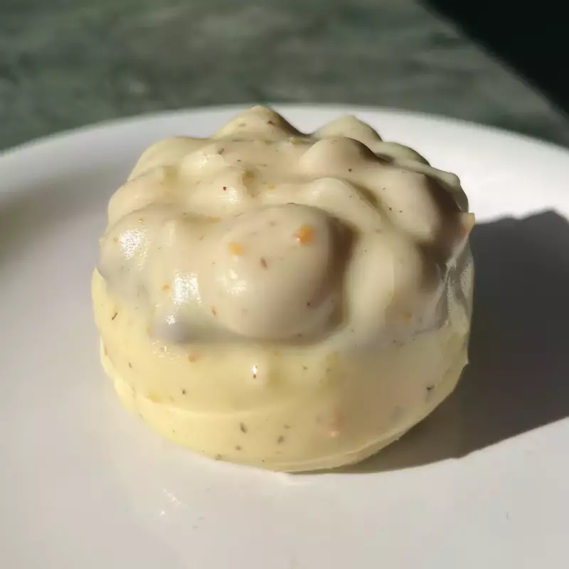 Irresistible White "New"