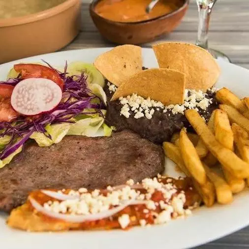 Comida Tampiqueña con papas