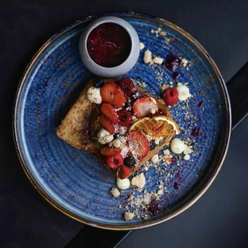 French Toast - Frutos Rojos