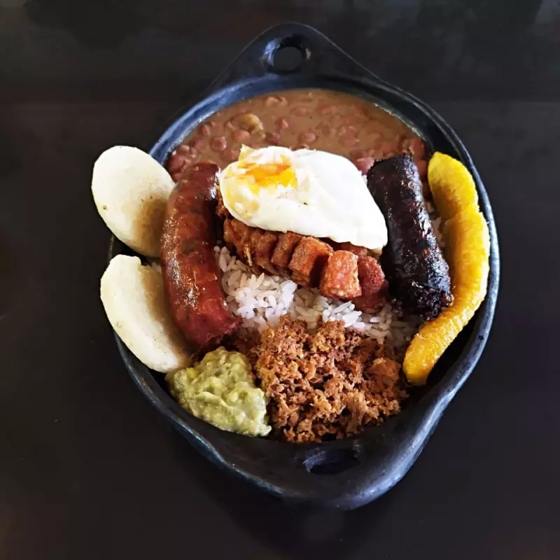 Bandeja Paisa o Minipaisa