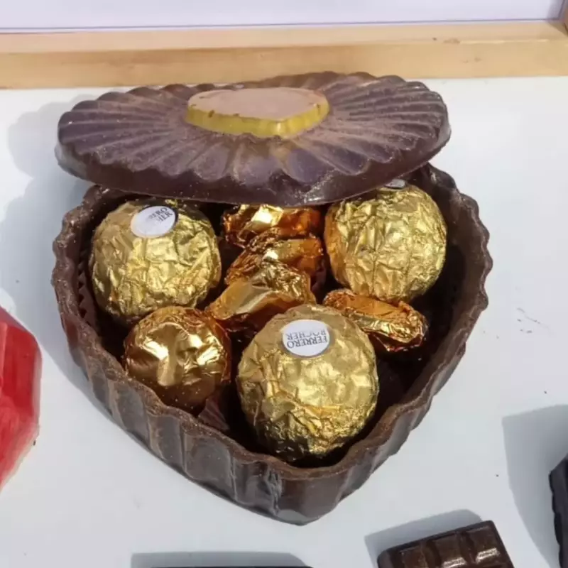 Cofre de Chocolate + Ferrero Rocher