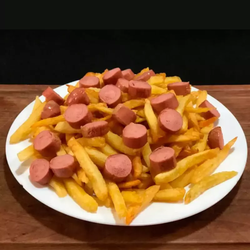 SALCHIPAPAS