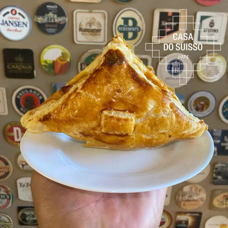 FOLHADO DE QUEIJO C/ PRESUNTO